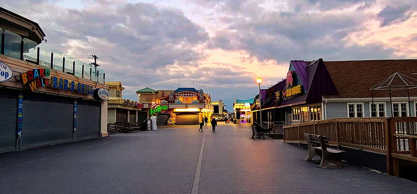 A chilly but beautiful walk and scoot on the boardwalk